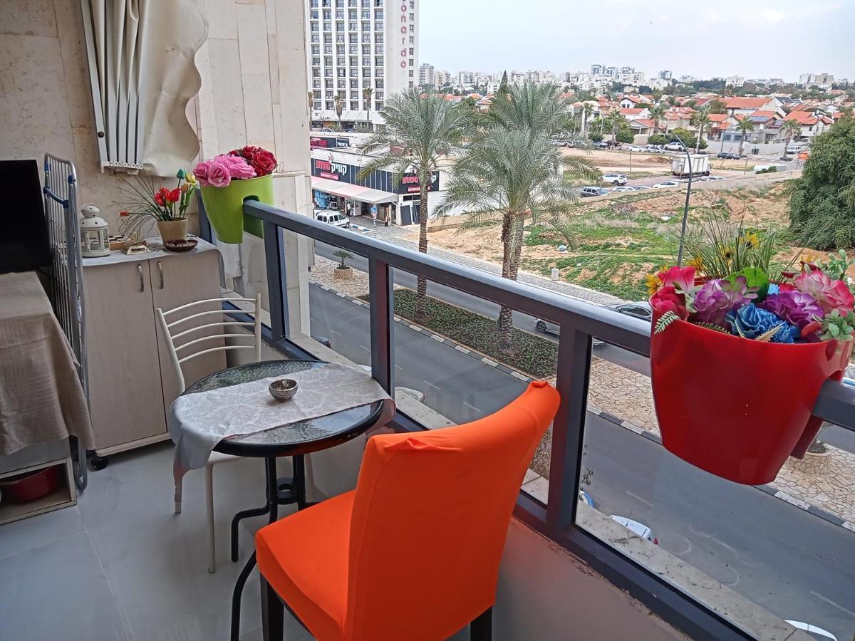 Marina Breeze Apartment Ashkelon Exterior photo