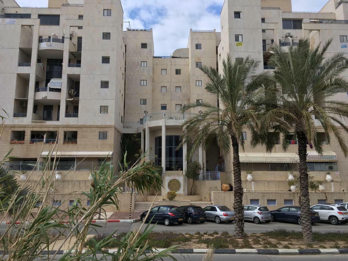 Marina Breeze Apartment Ashkelon Exterior photo